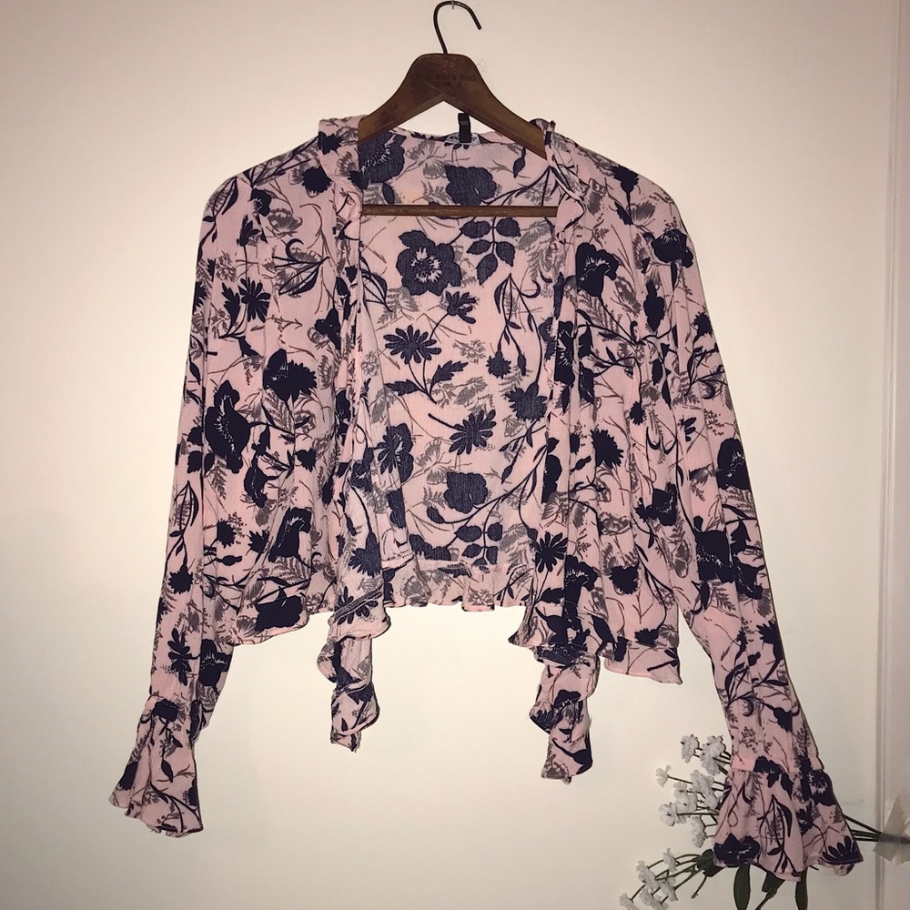 NWOT Express Pale Pink Navy tie long sleeve top